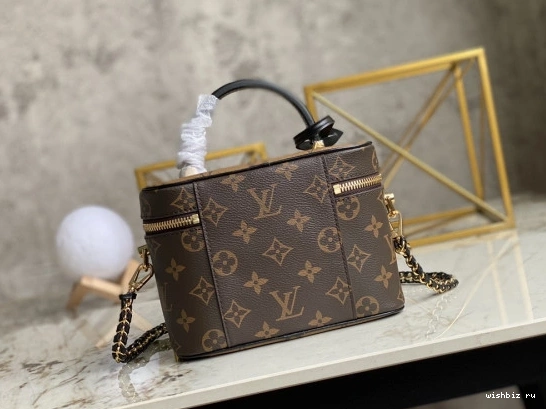 WIS VUITTON LOUIS PM VANITY 0820